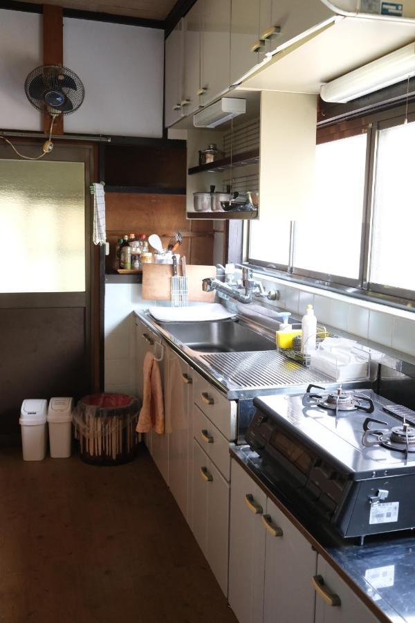 Guesthouse Kojiya 暮らしをつくる宿 旧糀屋 Fukutsu Exterior foto